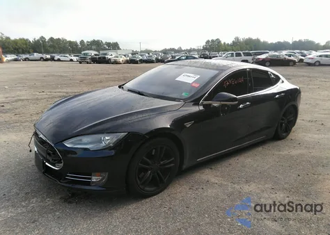 2013 Tesla Model S from USA, damaged, VIN 5YJSA1CN6DFP26150